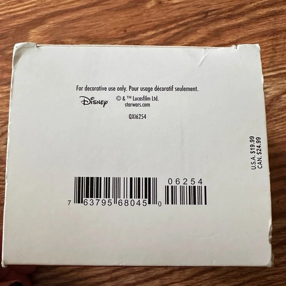 Christmas Ornament 2020, Star Wars: The Mandalorian The Child in Hovering Pram - Picture 4 of 10